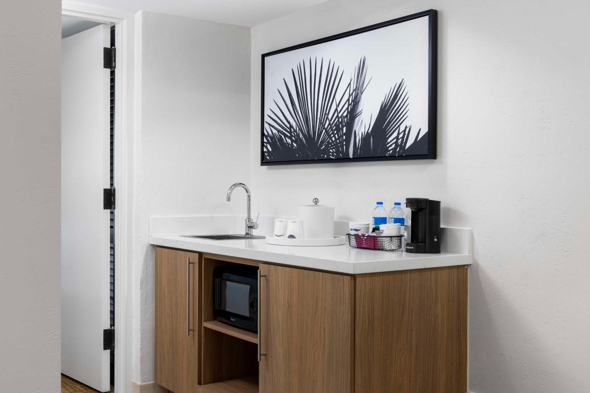 קרולינה Hampton Inn & Suites San Juan מראה חיצוני תמונה